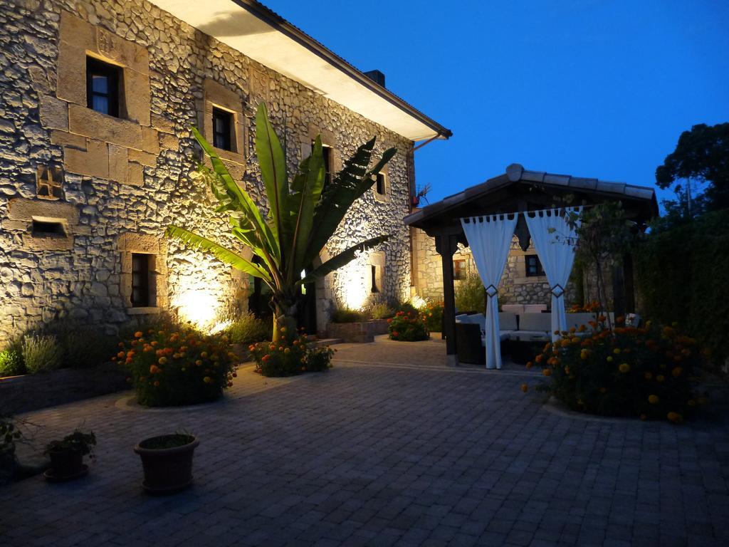 Posada El Pozo Pension Castañedo Buitenkant foto