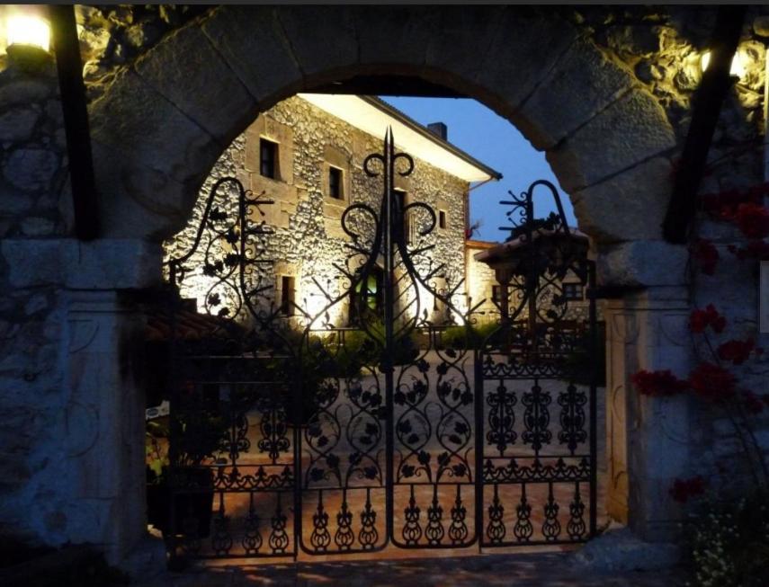 Posada El Pozo Pension Castañedo Buitenkant foto